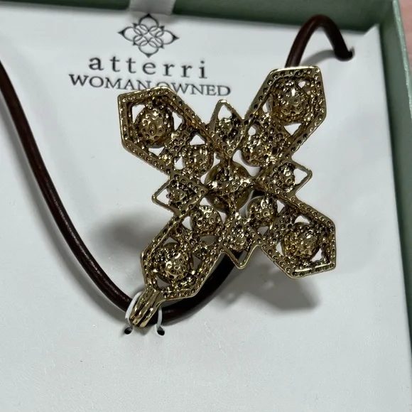 NWT ⚜️🤎⚜️ ATTERRI Genuine Leather Necklace with Jeweled Cross Pendant - Picture 11 of 12